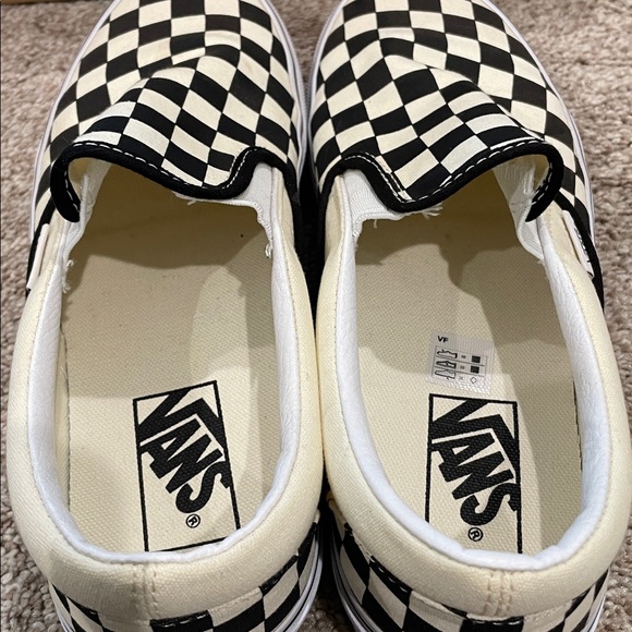 Vans - Picture 7 of 10